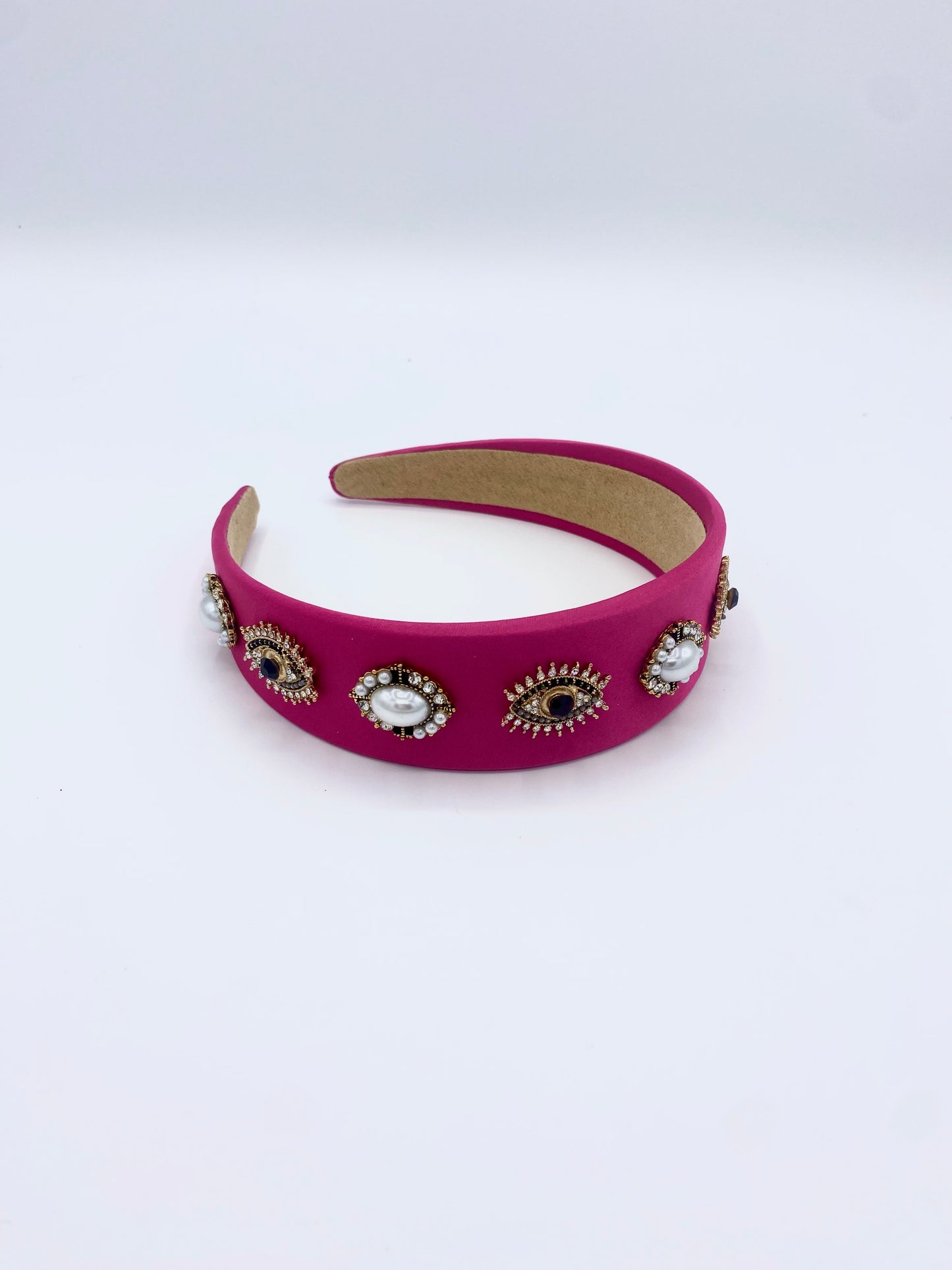 HEADBAND EYES AND PEARLS