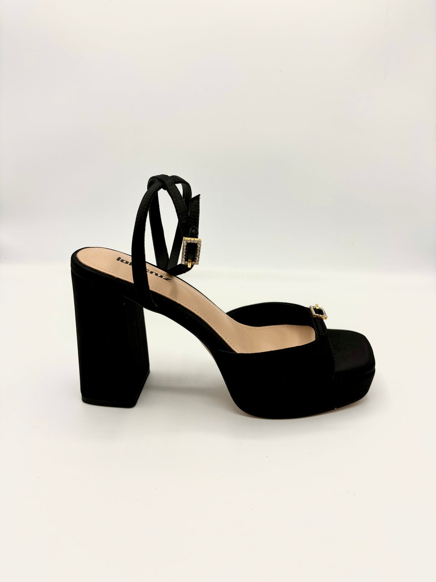 Plateau Satin Heel Black