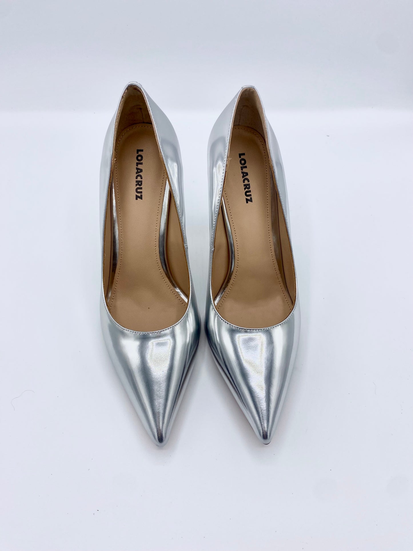SHINY SILVER PUMP