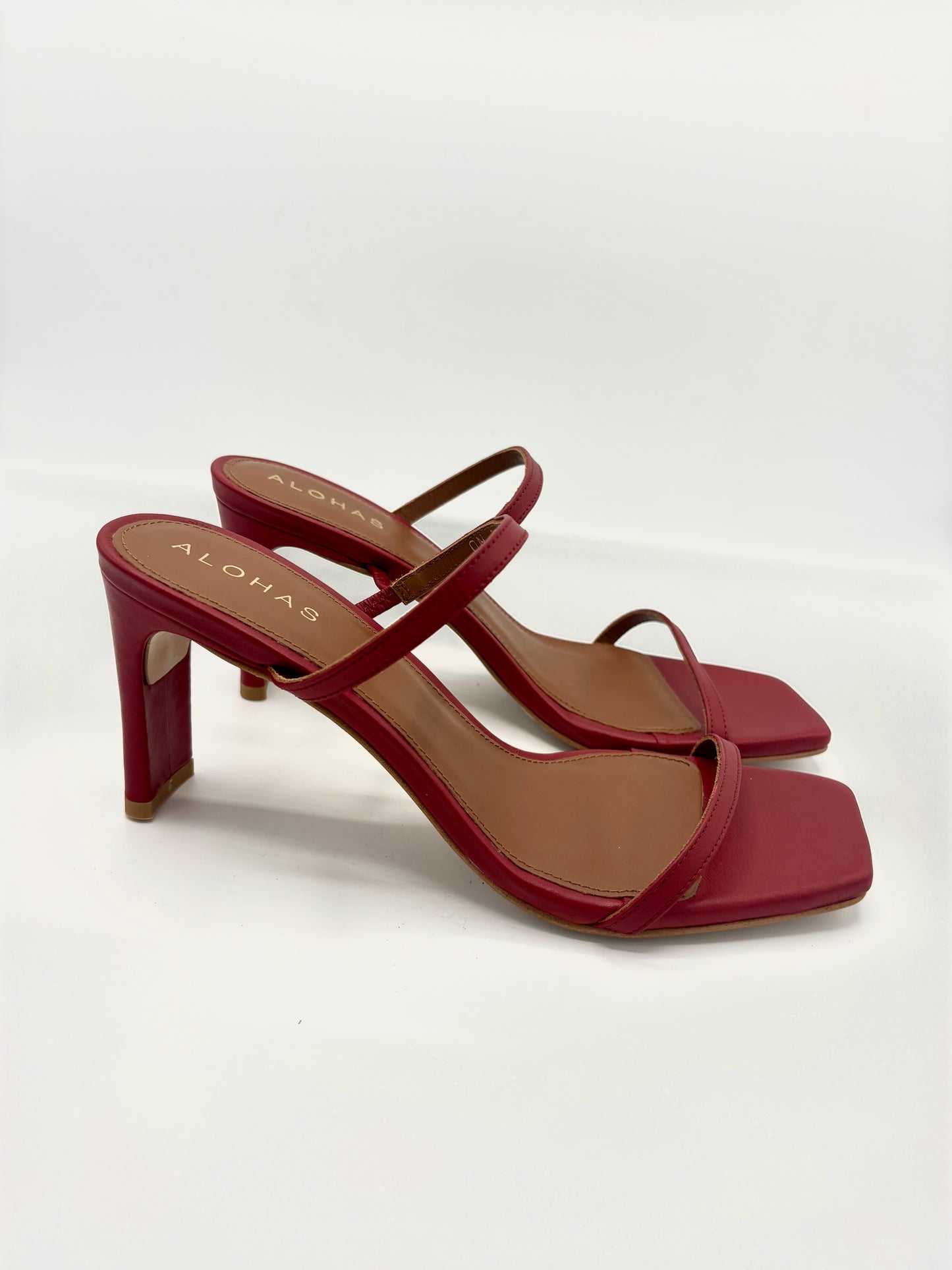 CANNES DARE TO RED LEATHER SANDAL