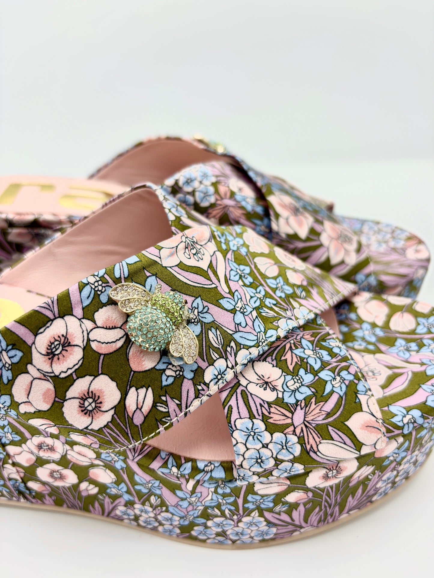 LIBERTY NUDE WEDGES
