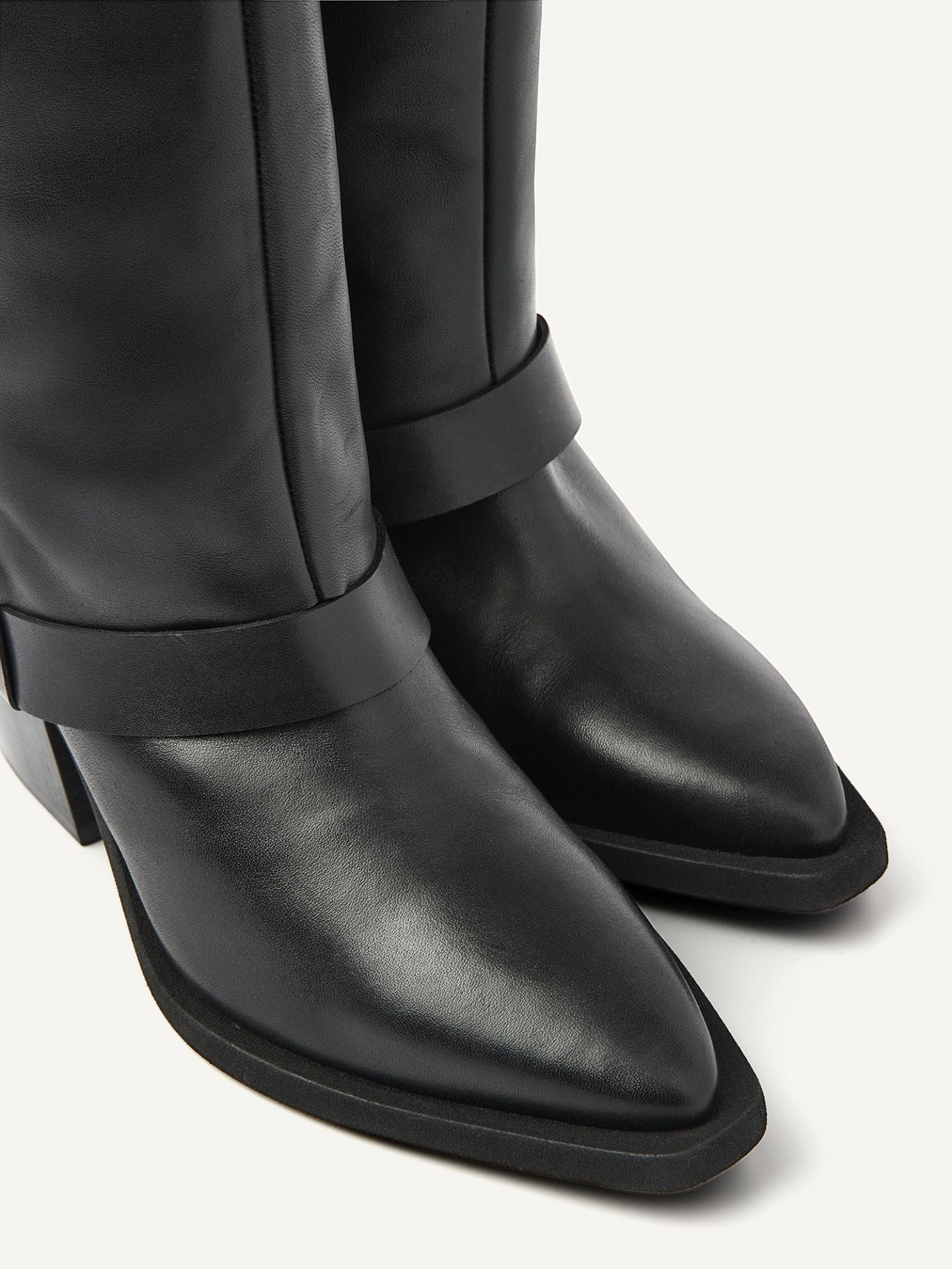 LIV MILE HIGH BLACK BOOT