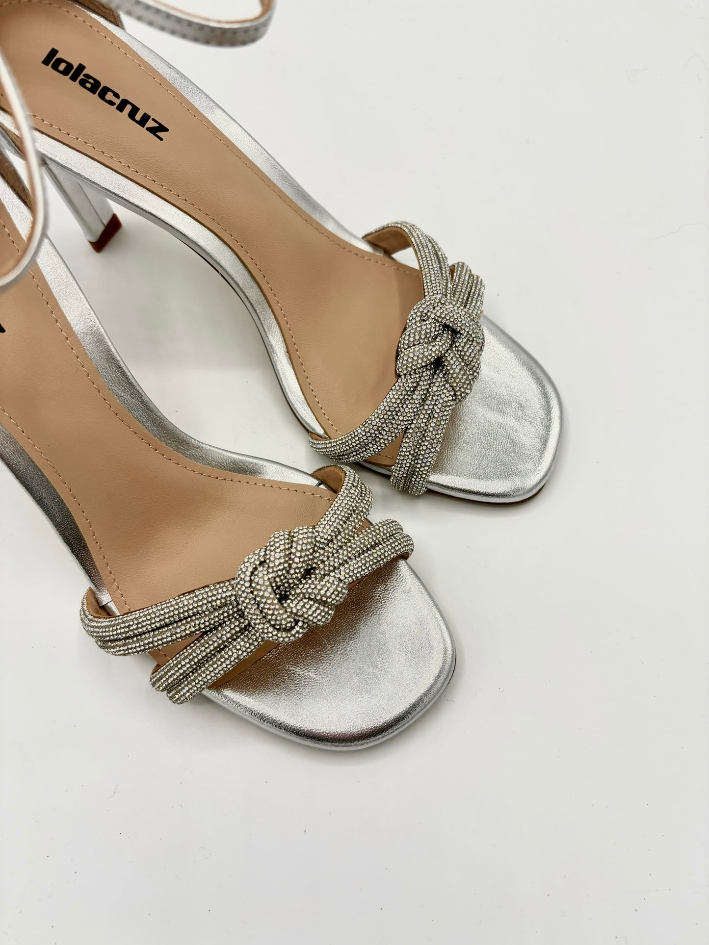 MAMOLA SILVER HEEL