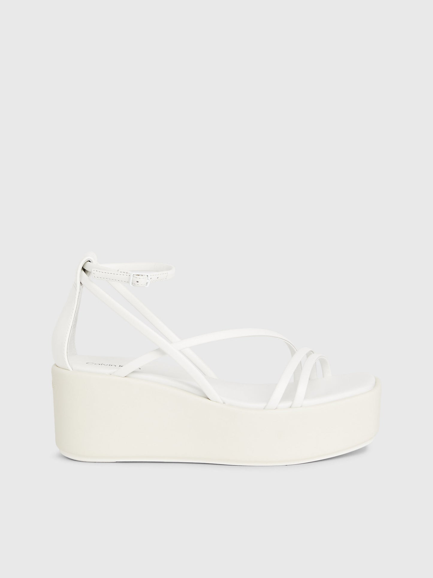 PLATEAU WEDGE SANDAL WHITE