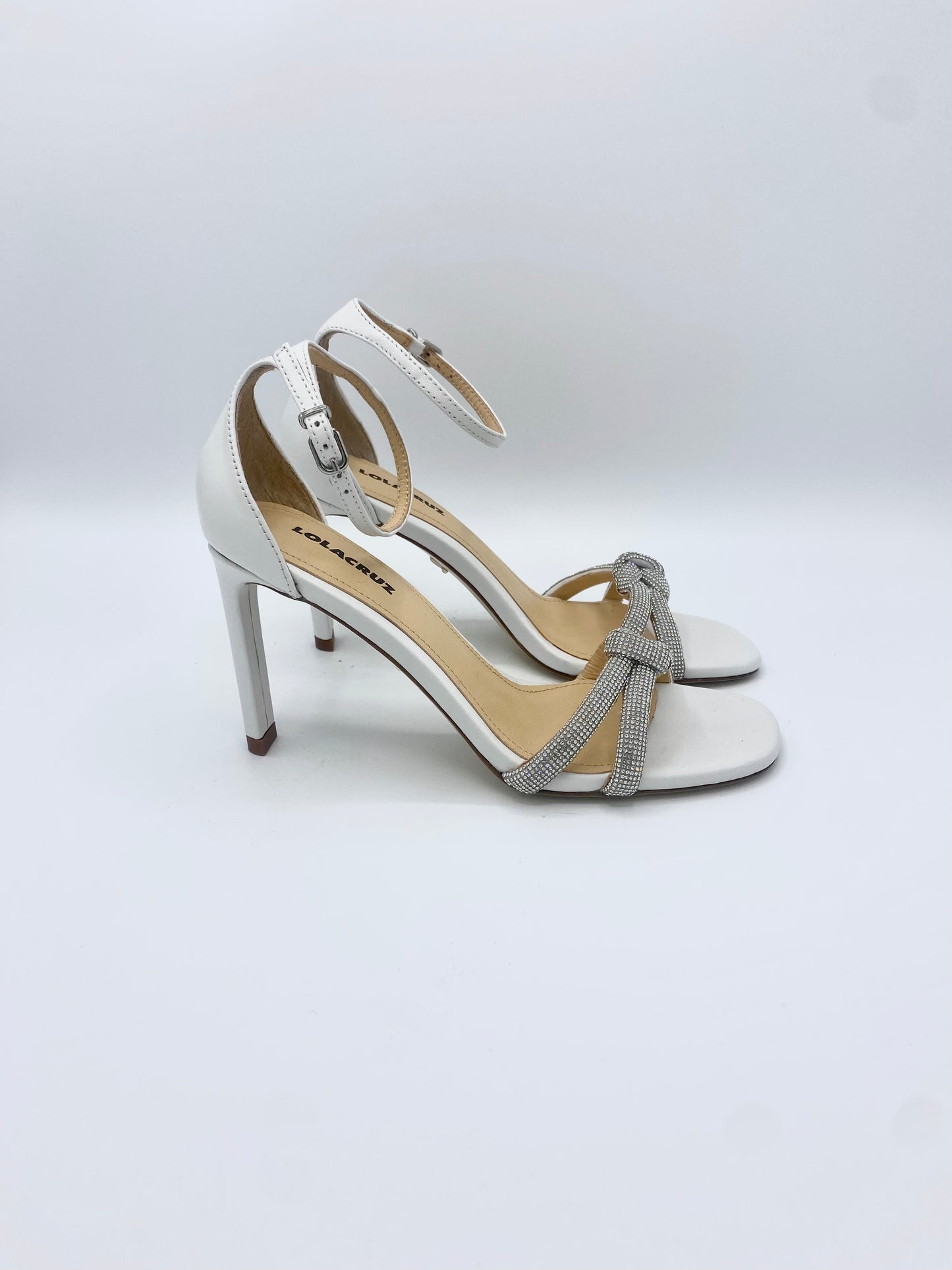 MAMOLA WHITE HEEL