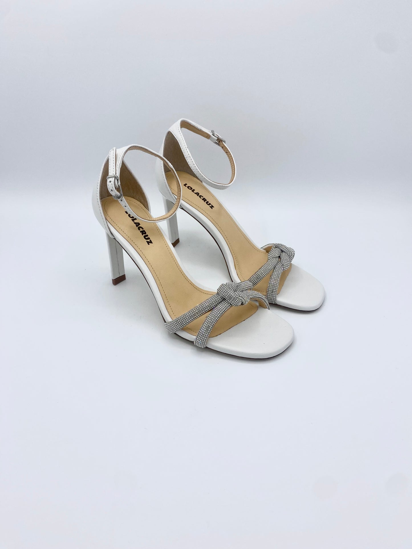 MAMOLA WHITE HEEL