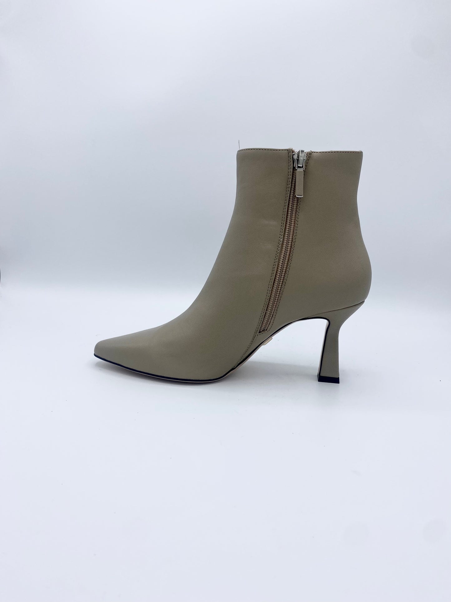 ANTONIETA HIGH BOOT TAUPE LEATHER