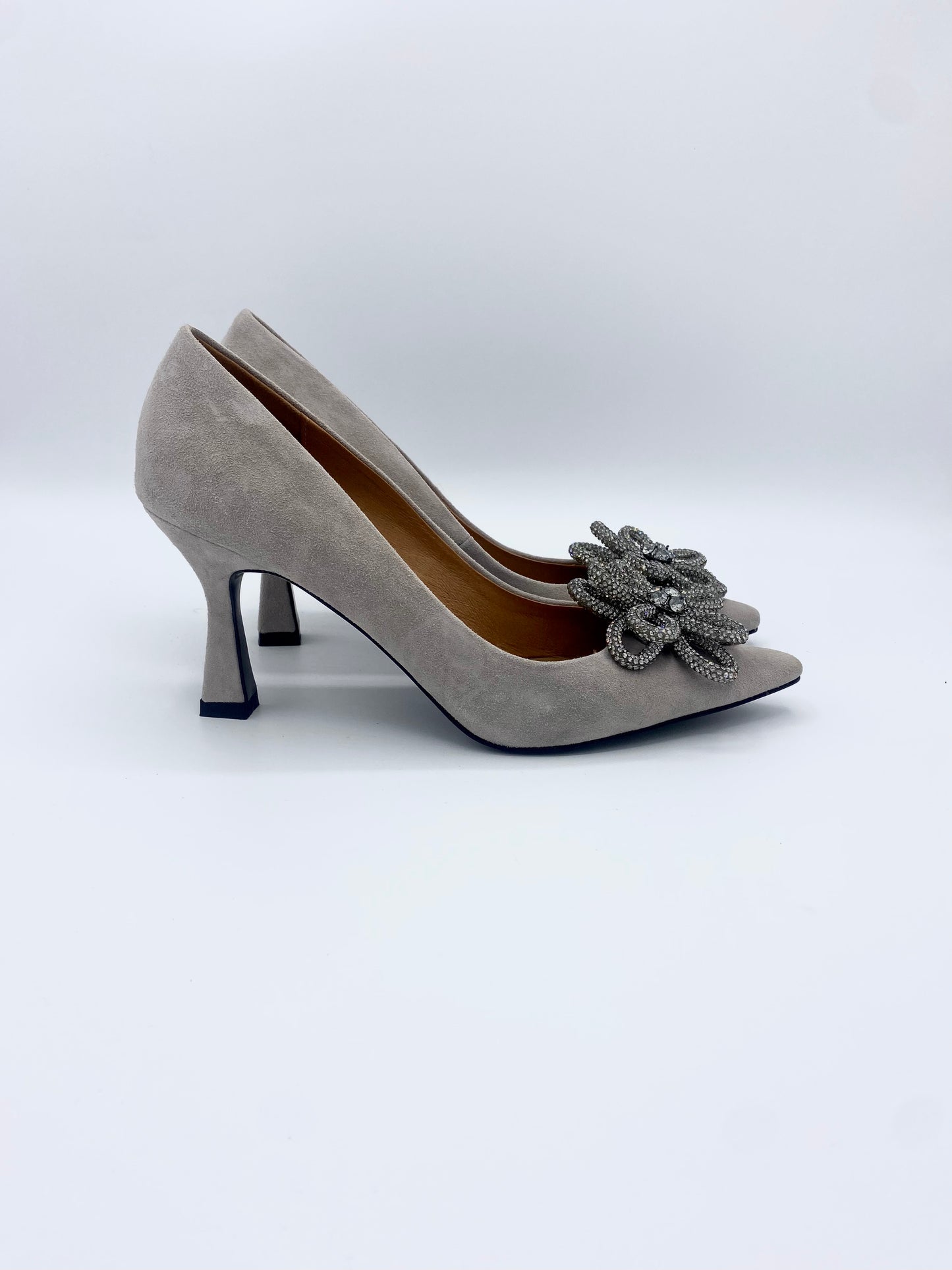 FLOWER PUMP SUEDE GREY