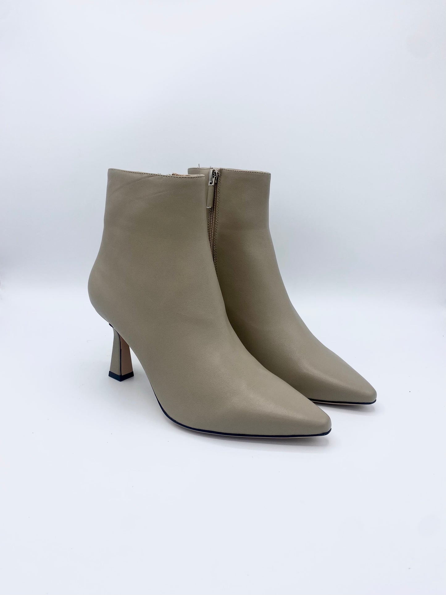 ANTONIETA HIGH BOOT TAUPE LEATHER
