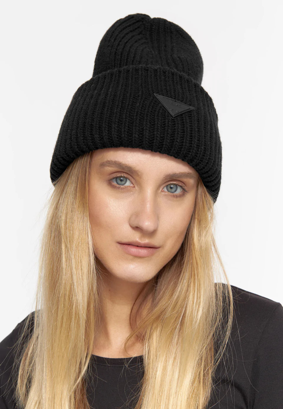 OVERSIZED BEANIE BLACK