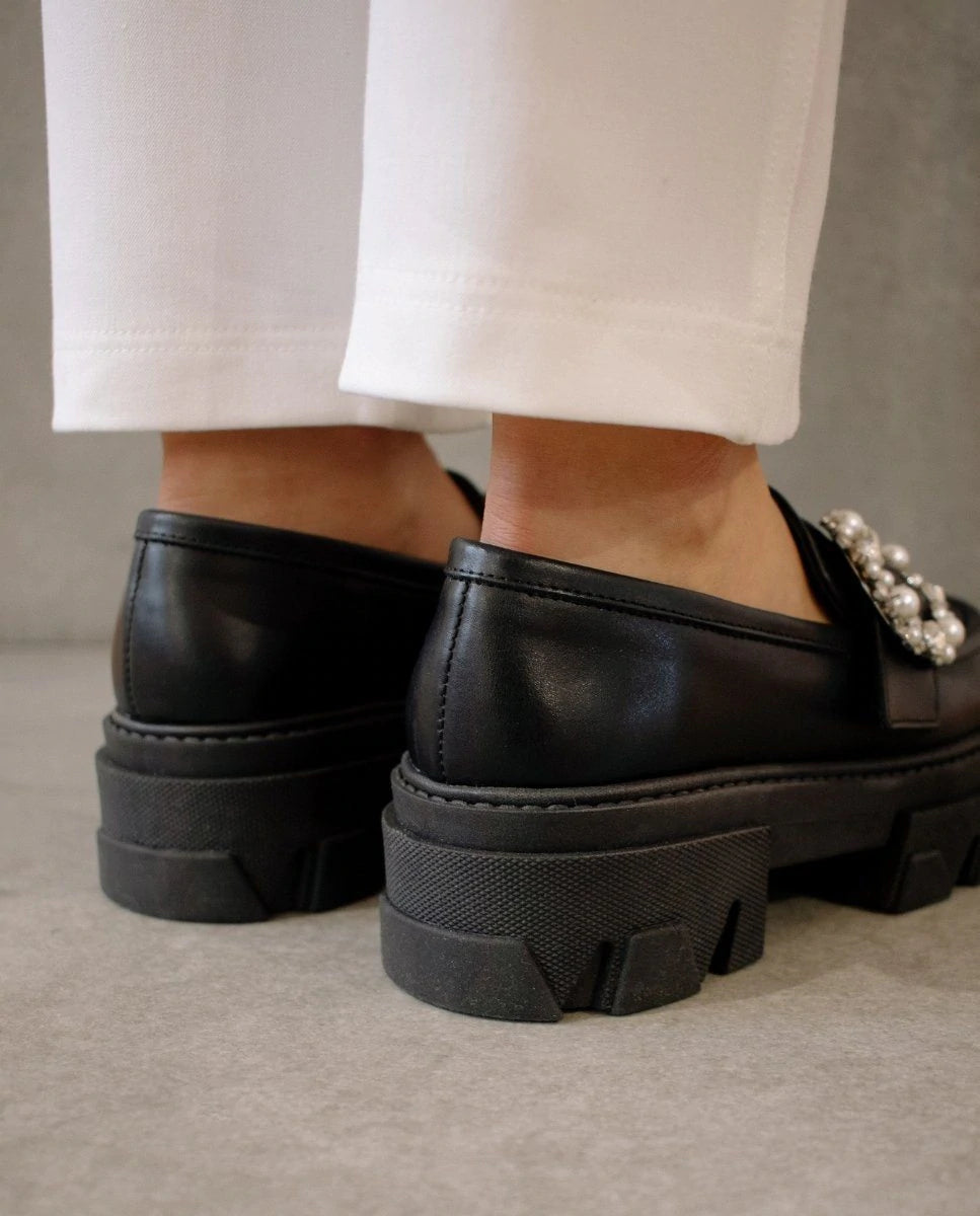 TRAILBLAZER CRYSTAL BLACK LOAFER