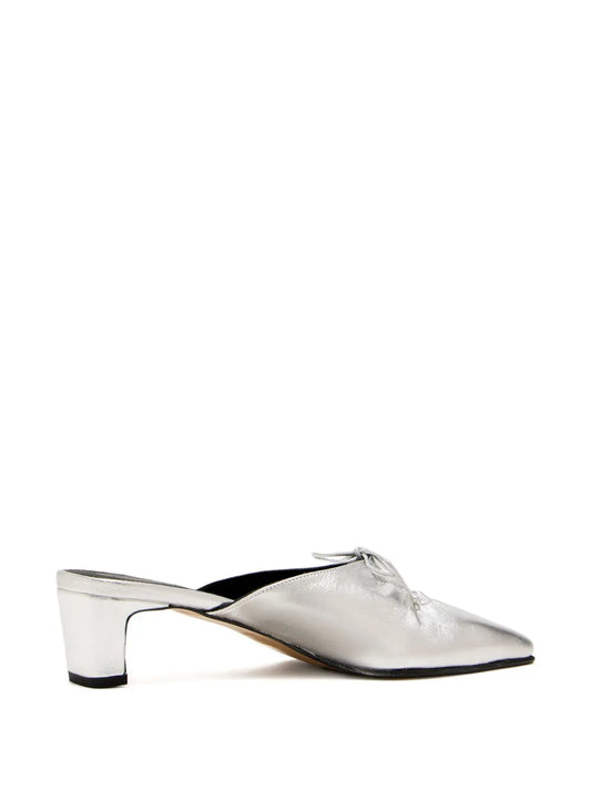 AMAR SHIMMER SILVER PUMPS