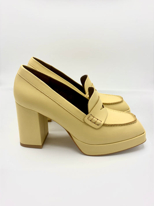 MELLOW YELLOW LEATHER LOAFER