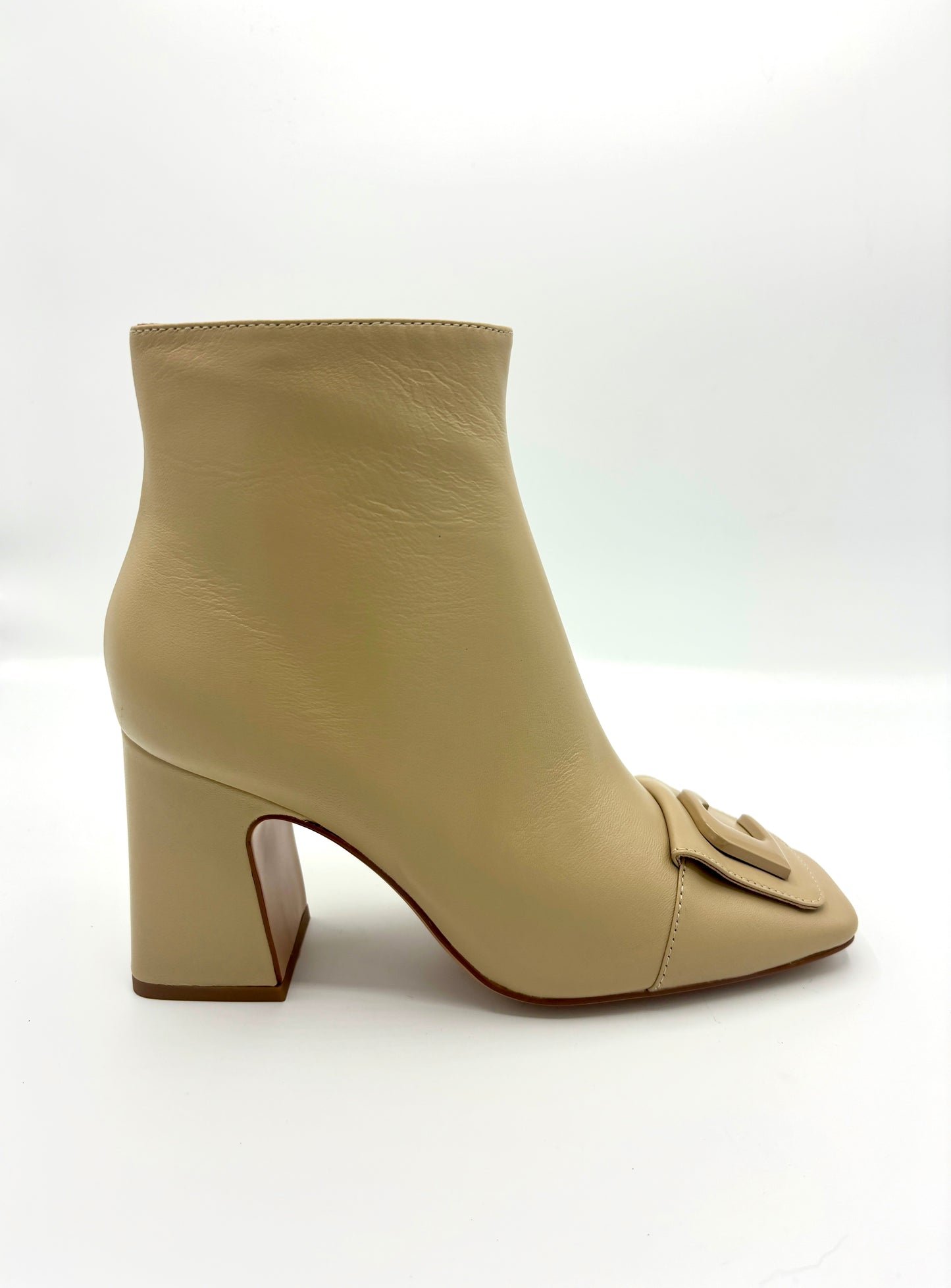 LOLA SIGNATURE ANKLE BOOT BEIGE