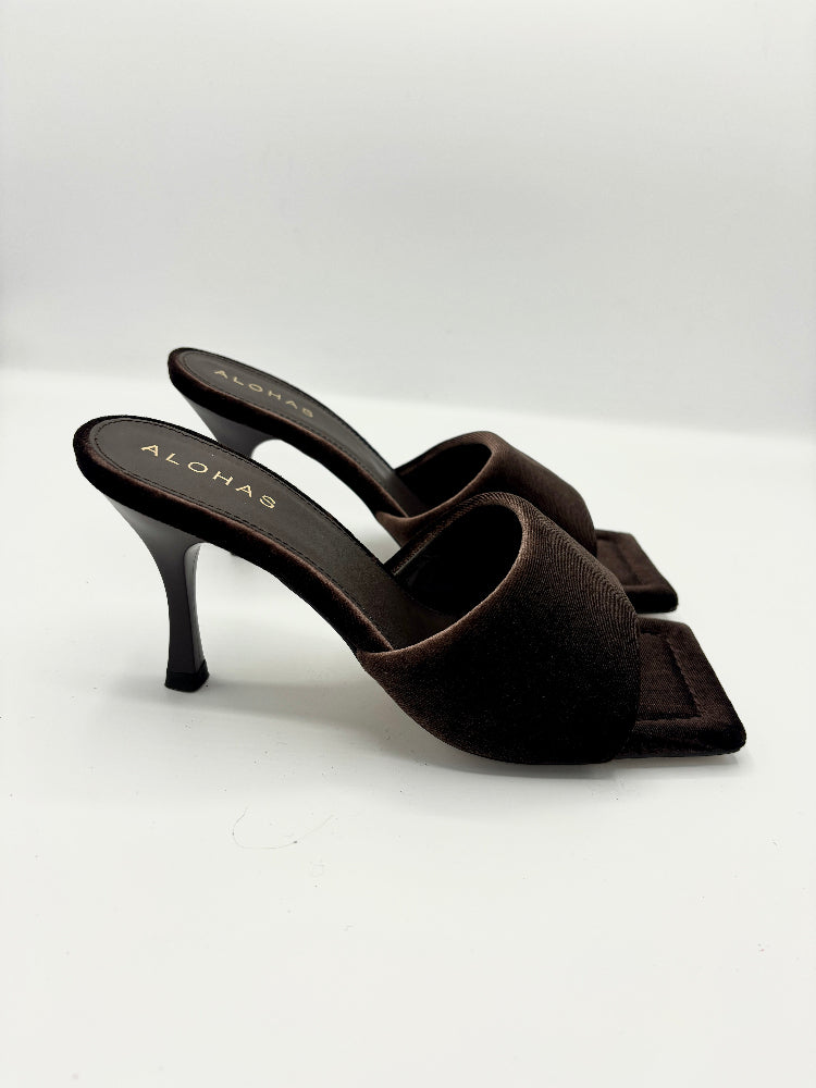 Alohas PUFFY VELVET COFFE HEEL (LIMITED EDITION)