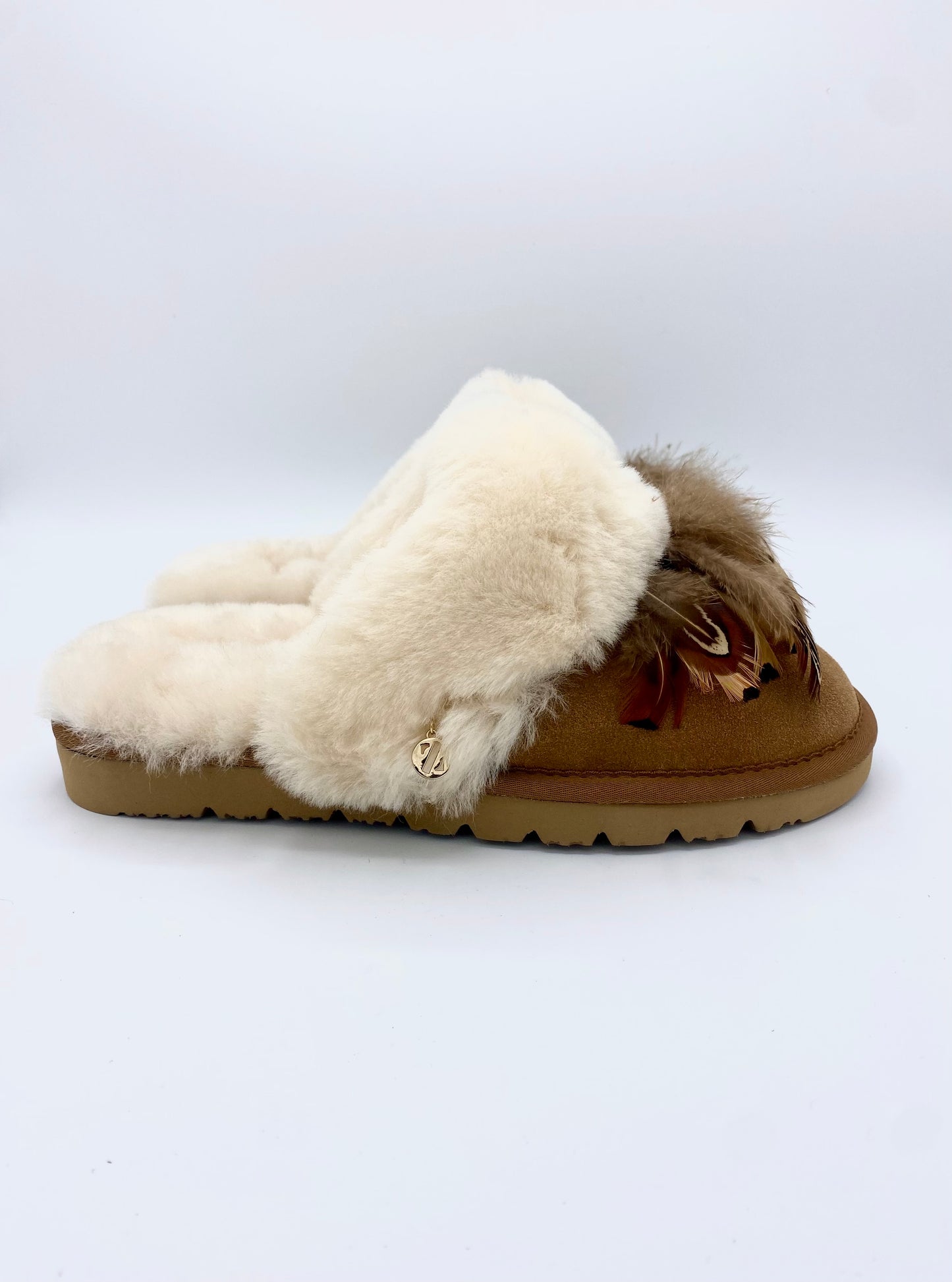 SLIPPER FEATHER AFFAIR CHESTNUT