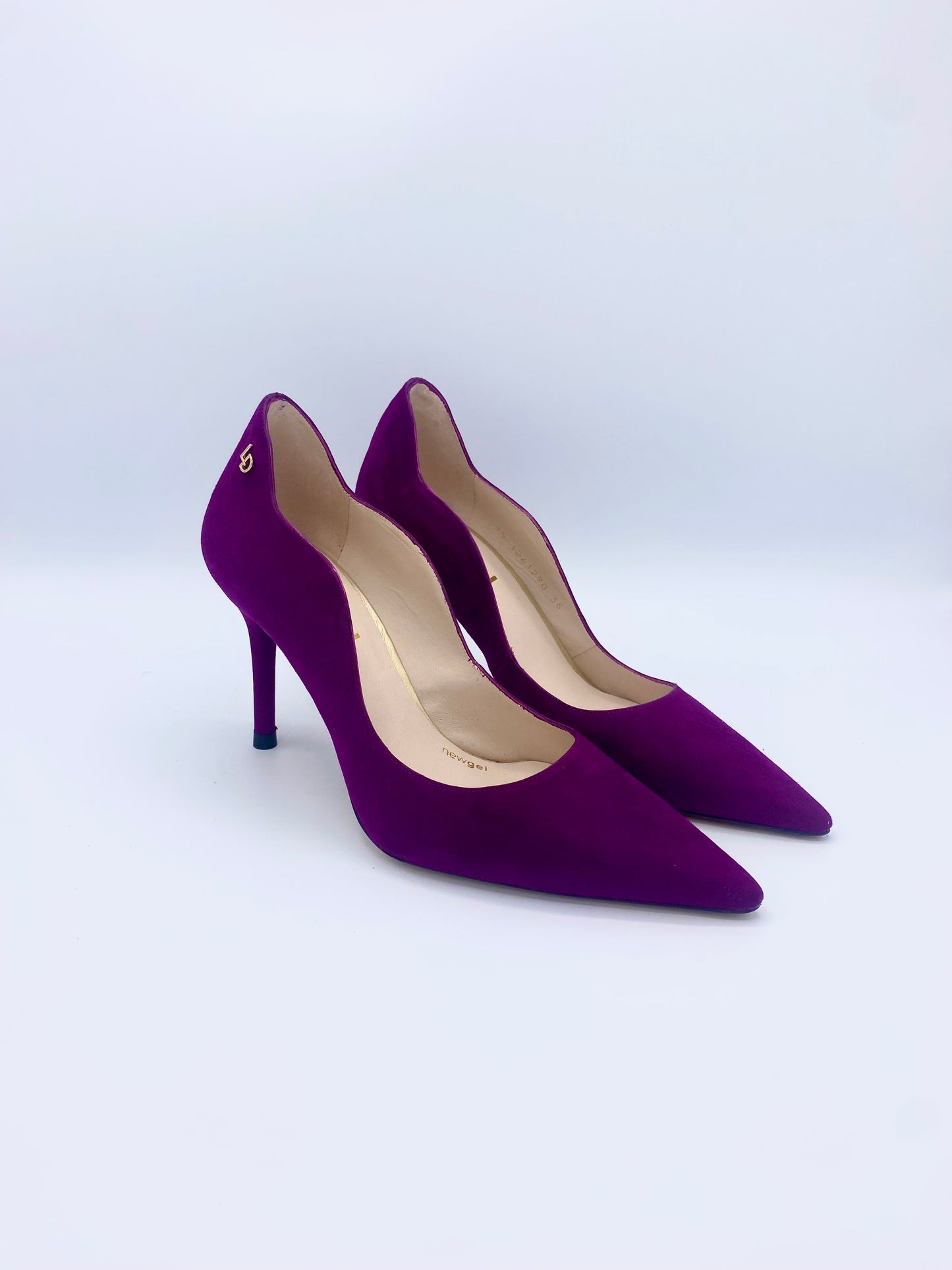 SORAYAS MULBERRY PUMPS