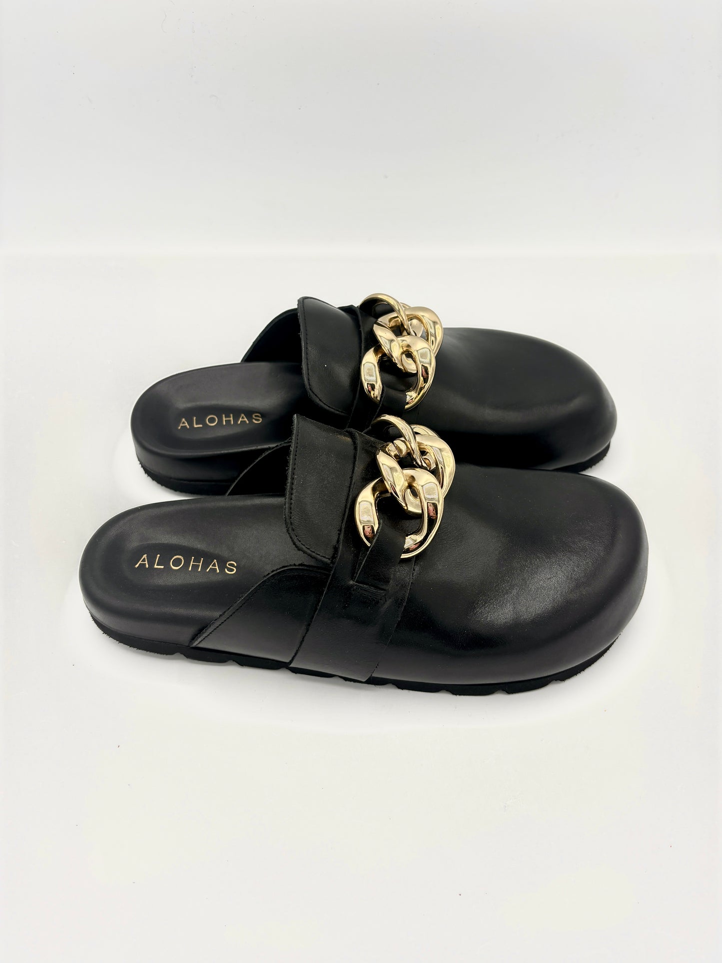 ALOHAS FIREPLACE CHAIN CLOGS BLACK