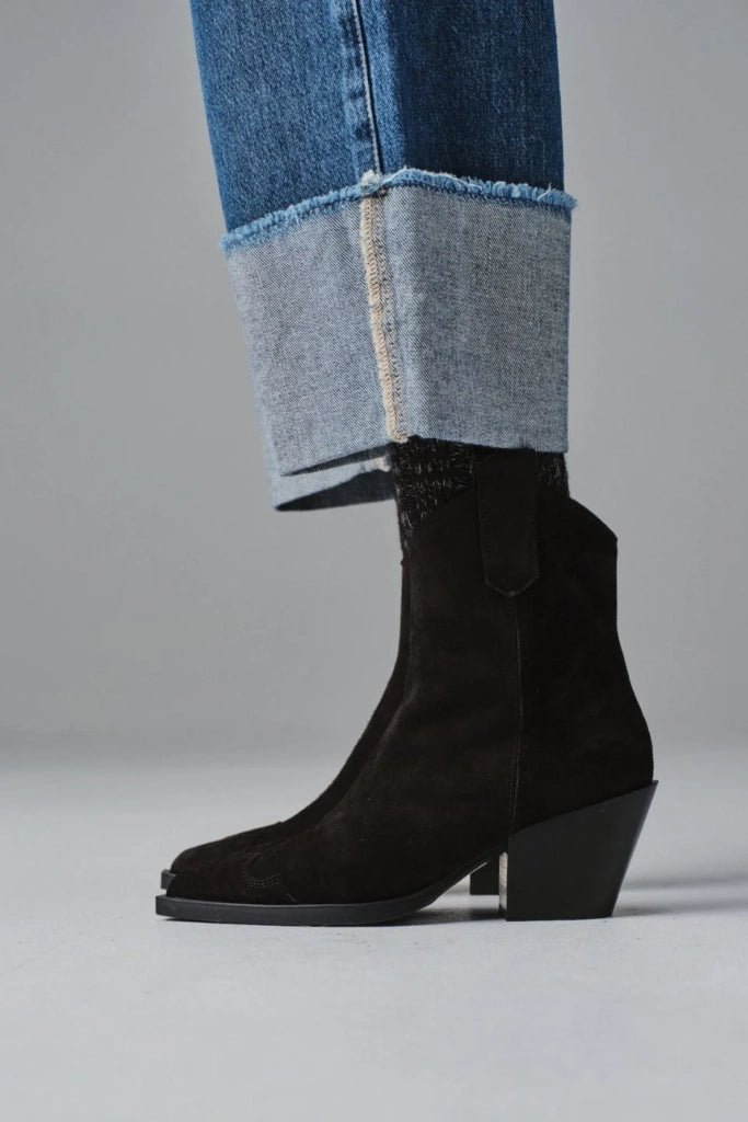 CPH238 WESTERN BOOT SUEDE BLACK Munich Shoebar