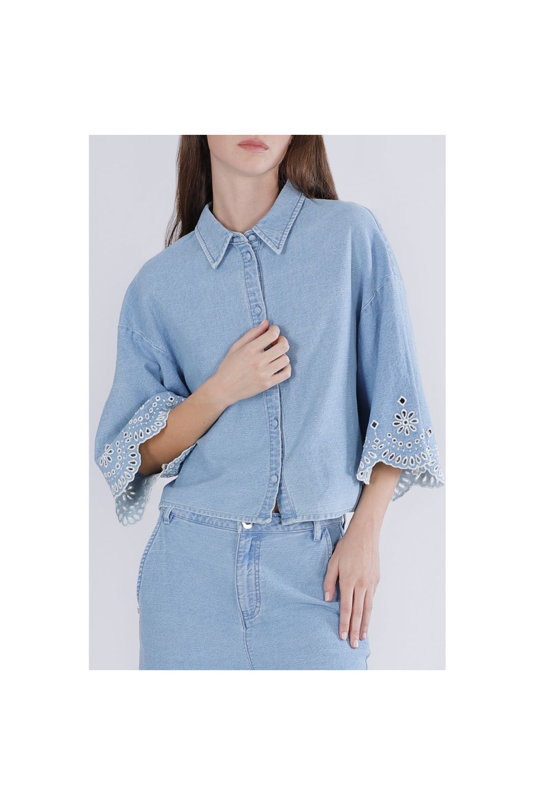 DENIM SHIRT FLOWERS