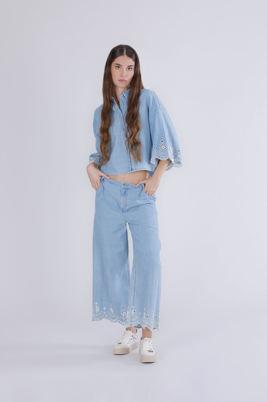 DENIM PANTS WIDE FLOWERS