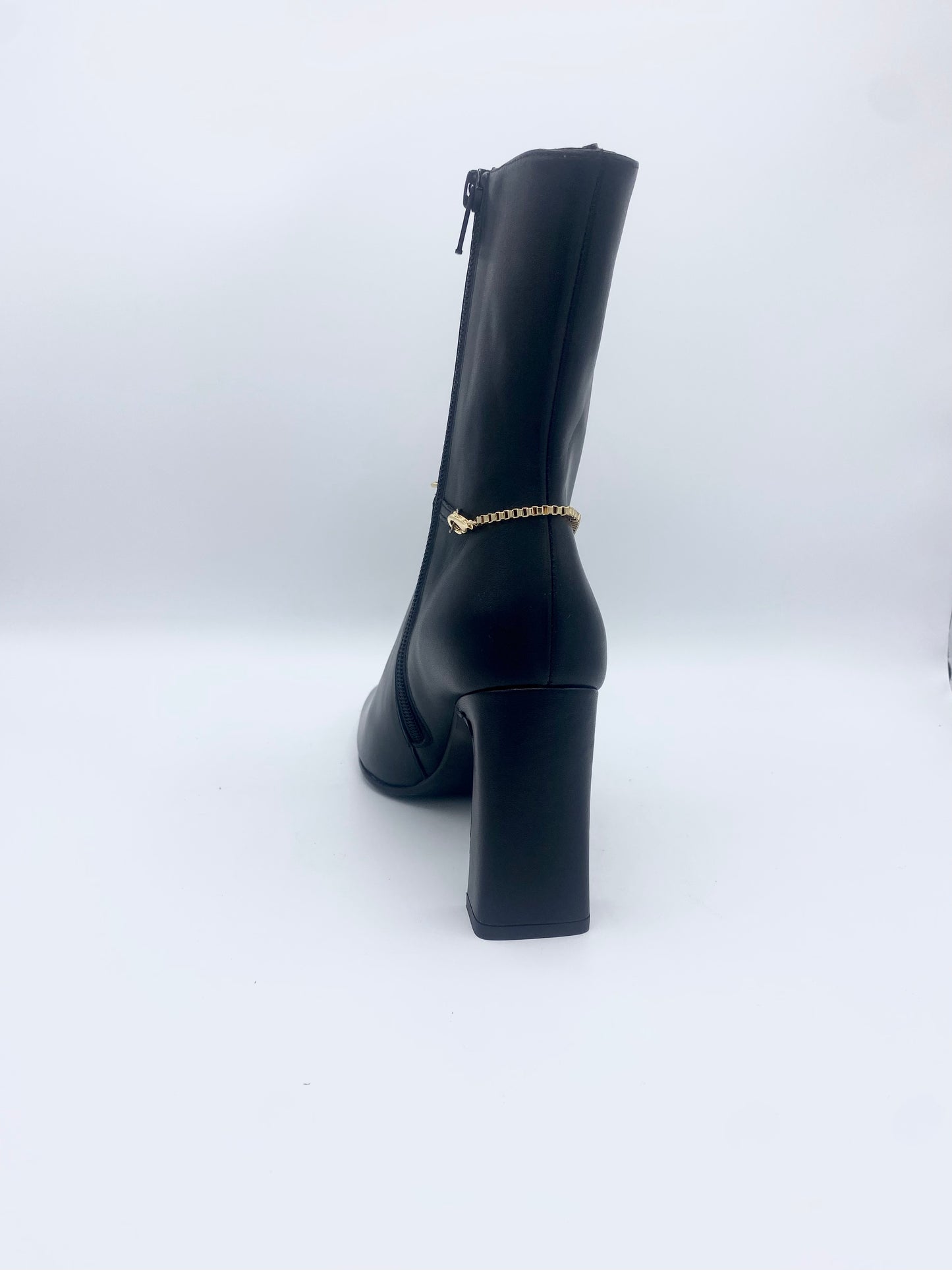 SIMEN ANKLE BOOT BLACK CHAIN