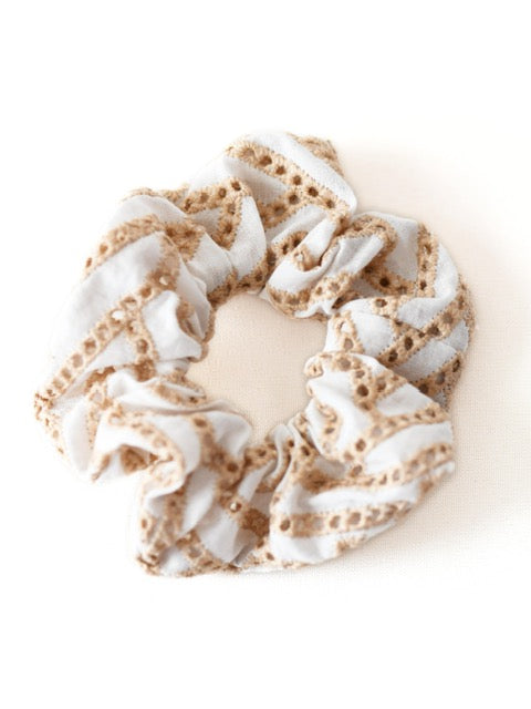 THE NATURE INSPIRE SCRUNCHIE