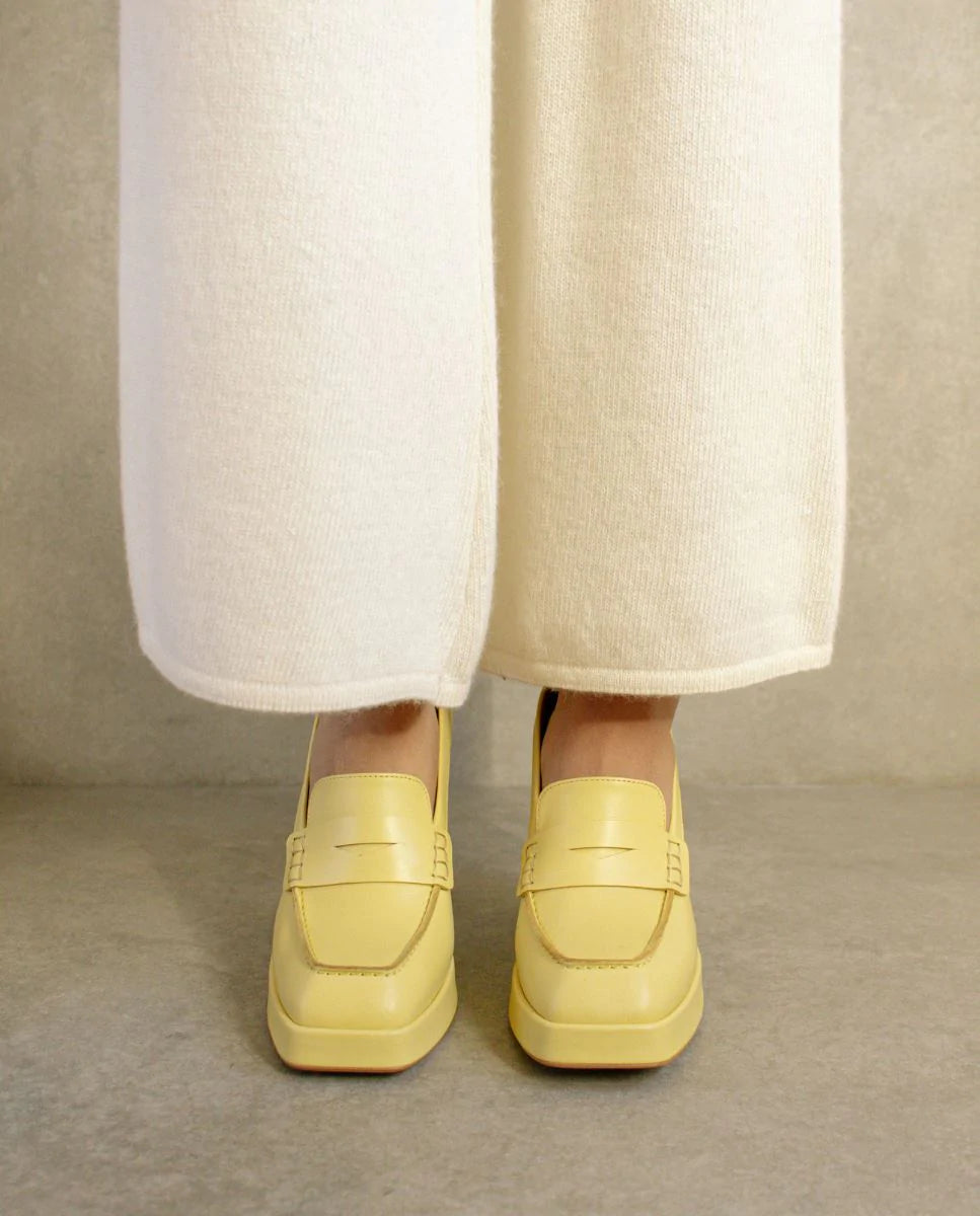 MELLOW YELLOW LEATHER LOAFER