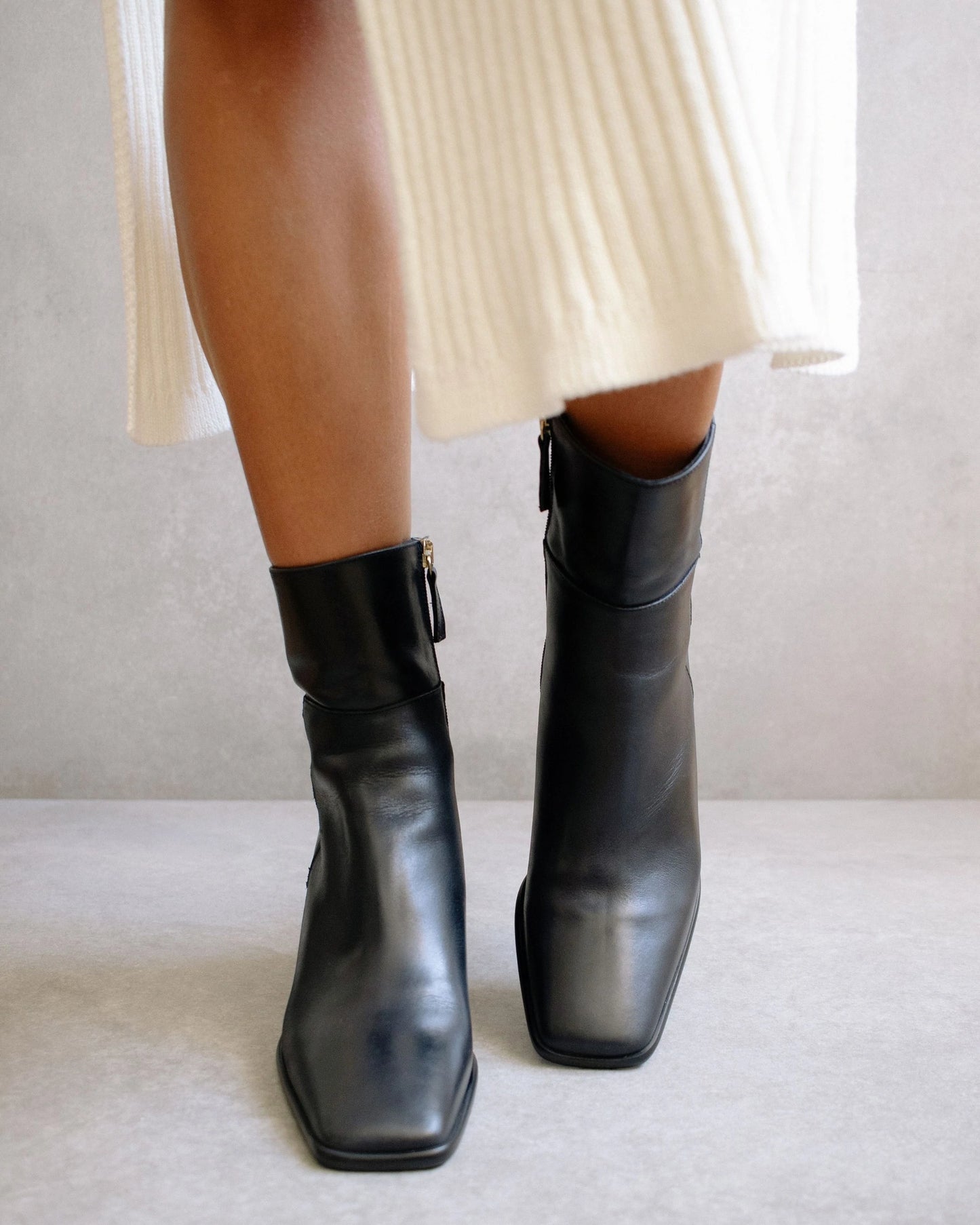 WEST TOTAL BLACK ANKLE BOOT